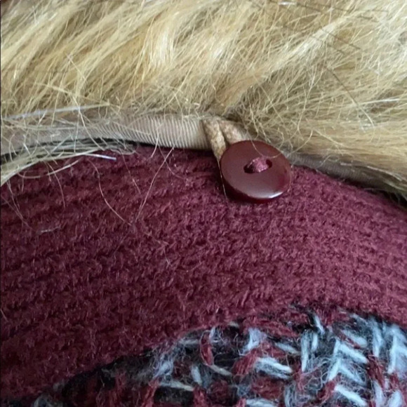 Forever 21 - Faux Fur Collar Y2K Sweater - Picture 5 of 7